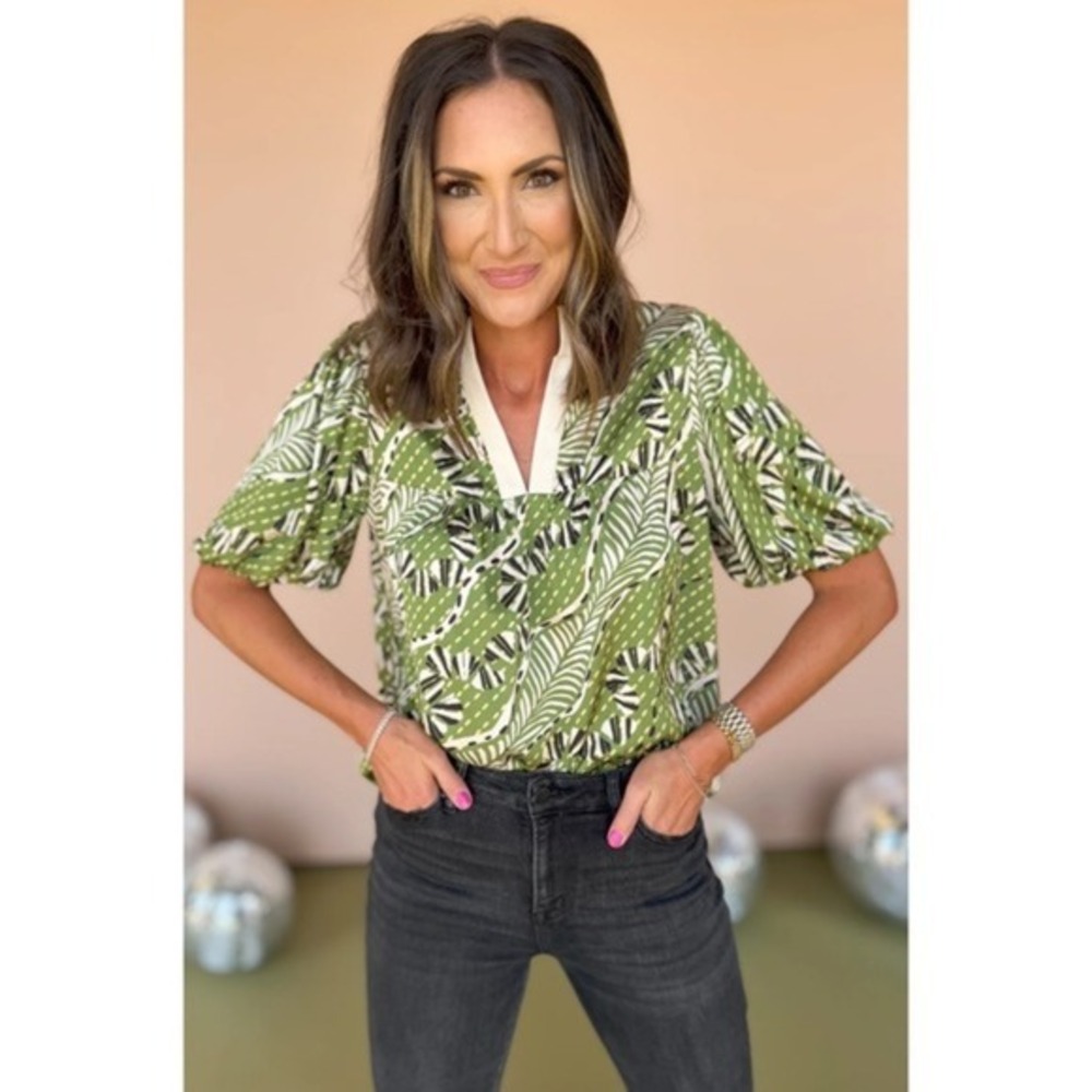 NWT THML Green Palm Print Top Faux Leather Trim Puff Sleeve Blouse Size XS